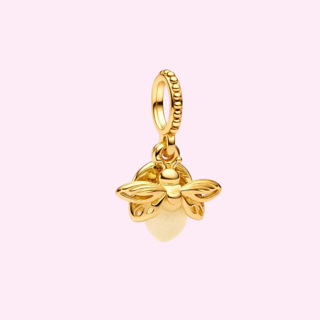 Charm Luciérnaga Dorada